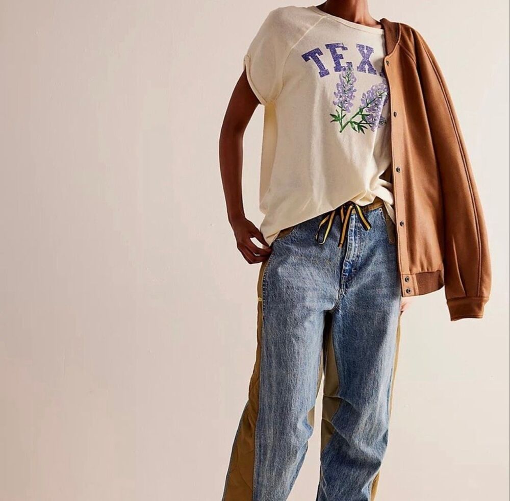 Free People We The Free Texas State Flower Bluebonnet Graphic Tee Cream M NEW - Picture 10 of 13